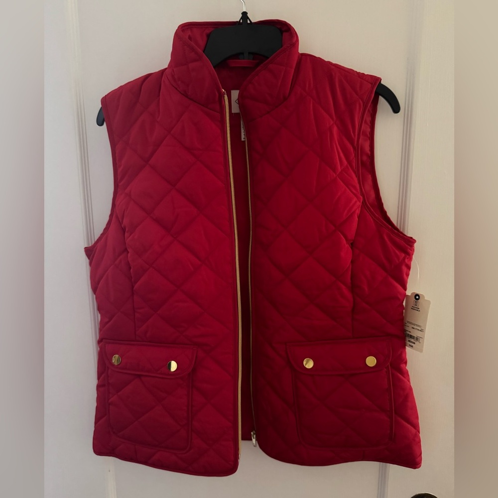 St John's Bay Quilted Red Vest With Gold Zipper Front Pockets Size Medium M